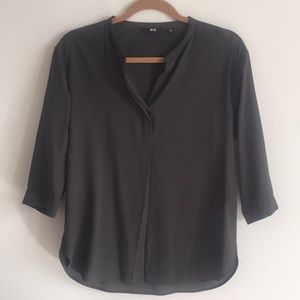 Uniqlo rayon blouse